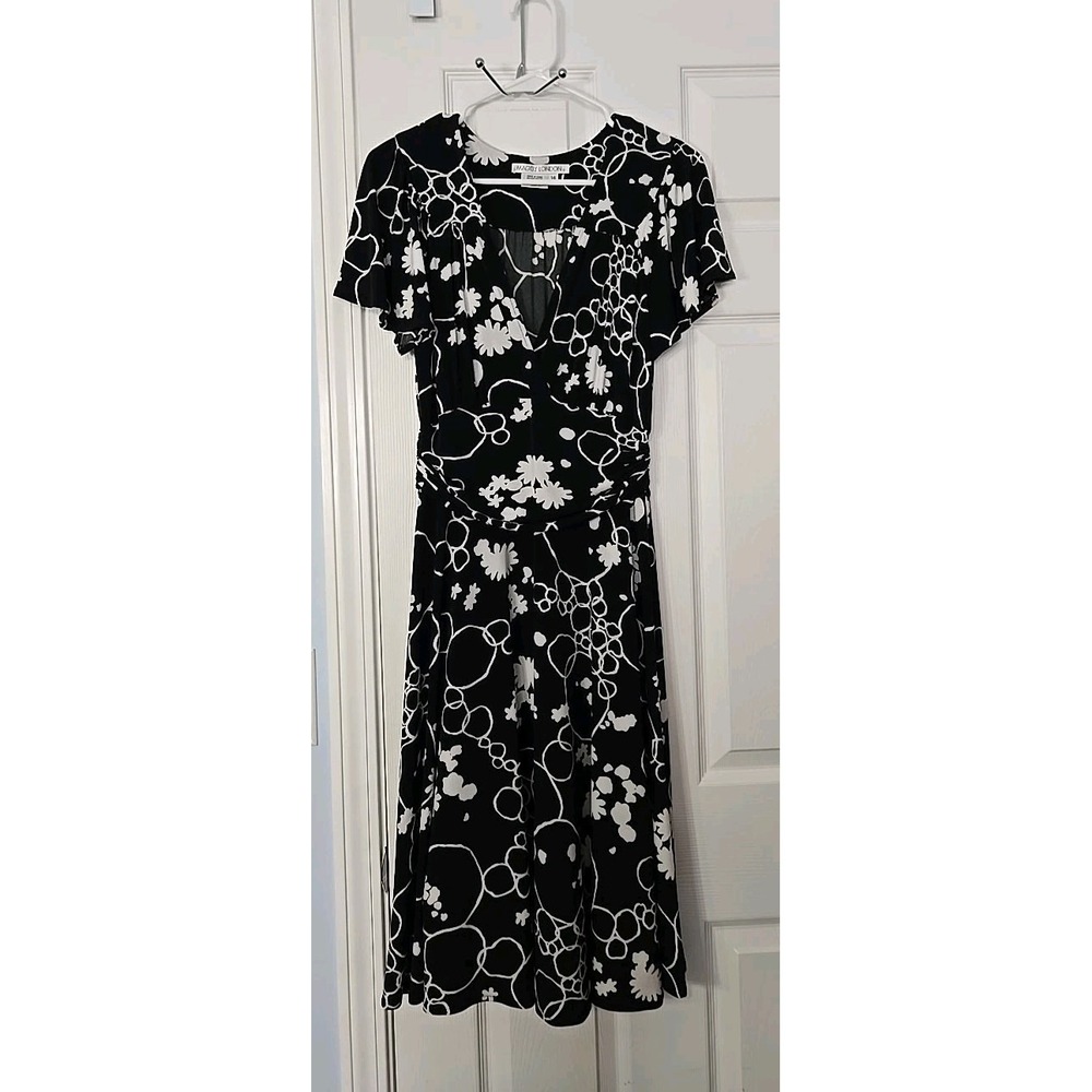 Maggy London Women's Dress Floral Fit & Flare Stretch Black & White Size 14